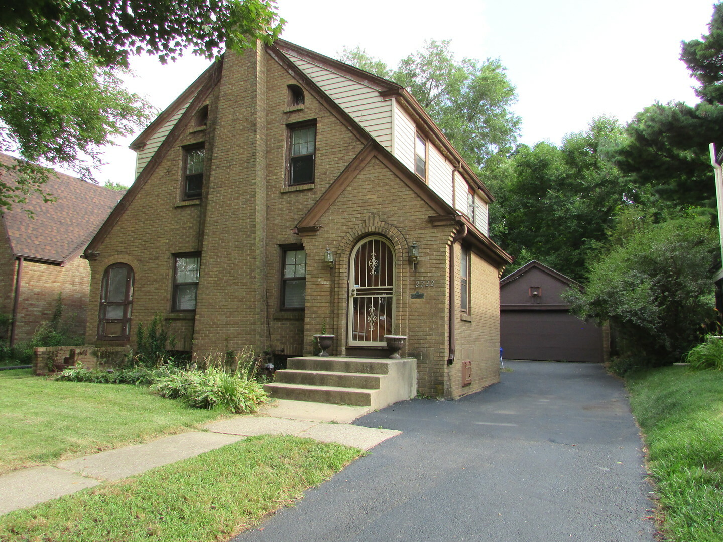 Property Photo:  2222 Benderwirt Avenue  IL 61103 