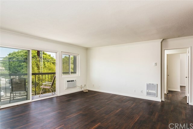 Property Photo:  2844 E 3rd Street 201  CA 90814 