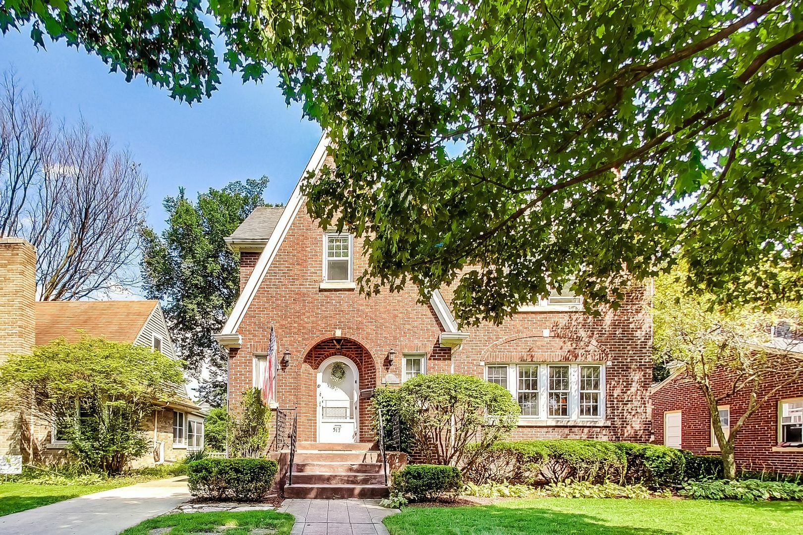 Property Photo: 517 South Spring Avenue IL 60525