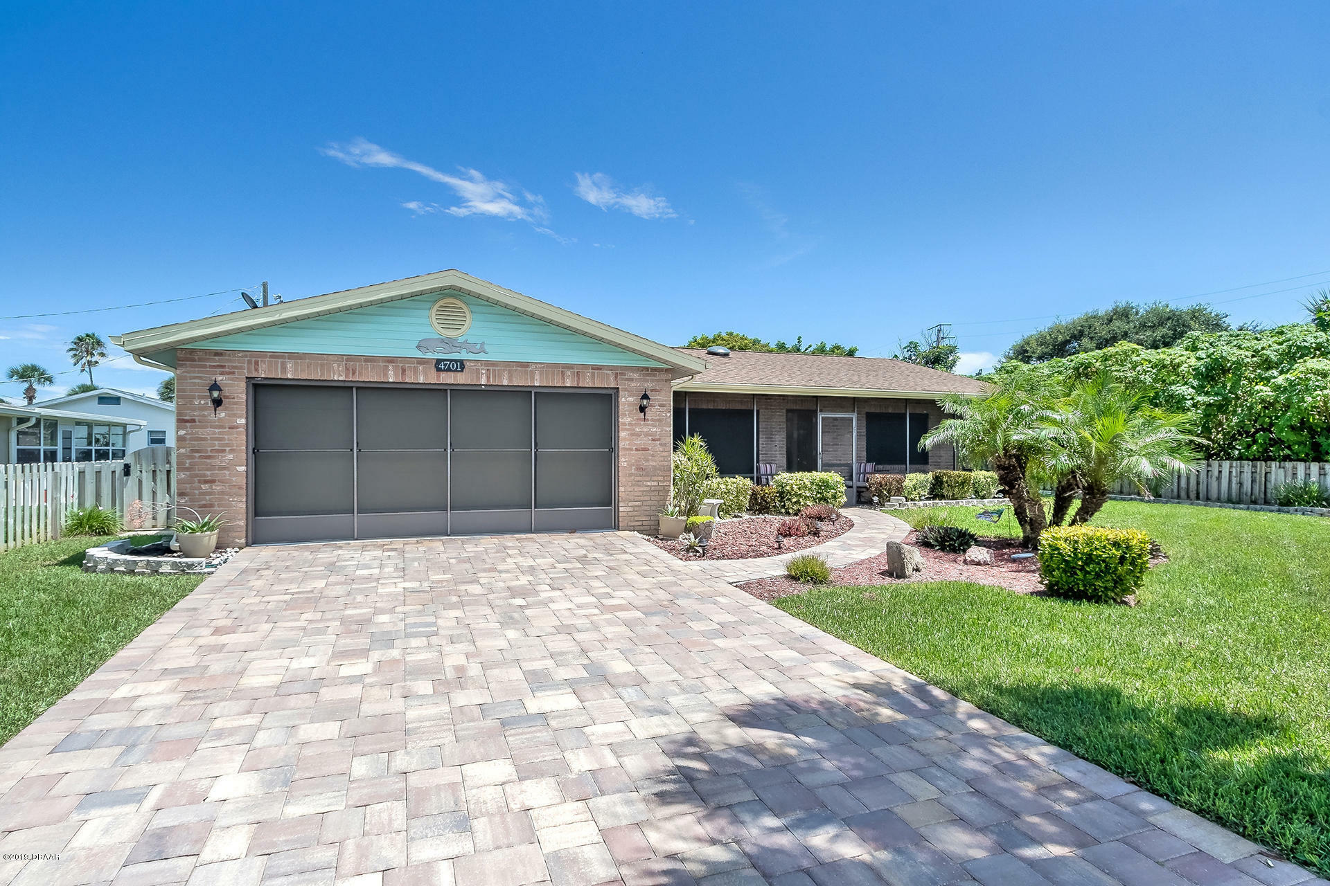 Property Photo:  4701 S Peninsula Drive  FL 32127 