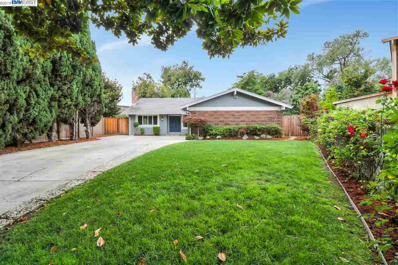 Property Photo:  32106 Trefry Ct  CA 94587 