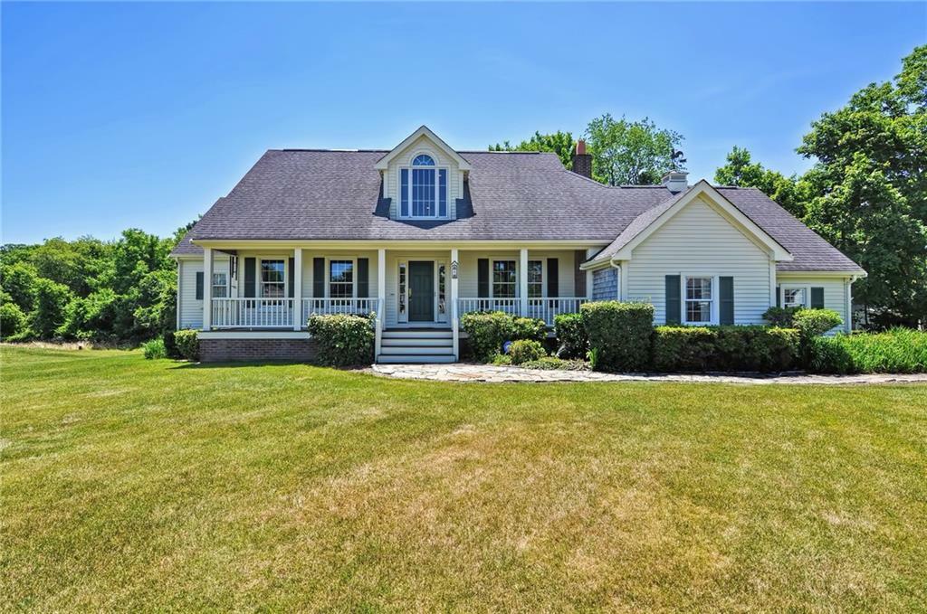 Property Photo:  4 Old Orchard Farm Rd  RI 02809 