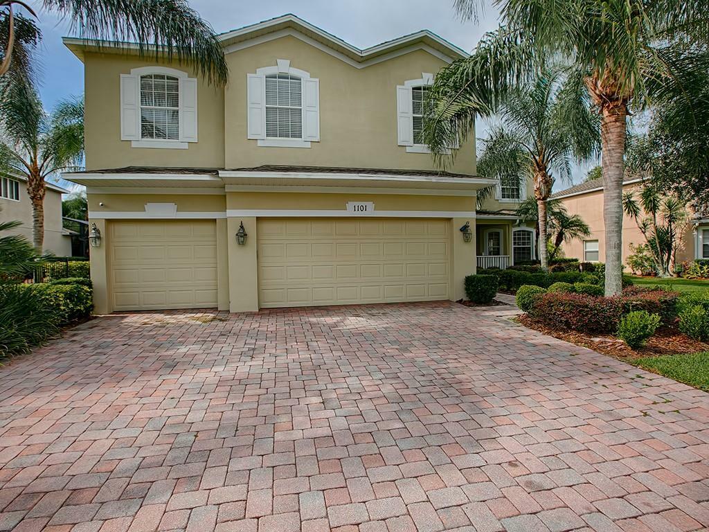 Property Photo:  1101 Hamony Lane  FL 34711 