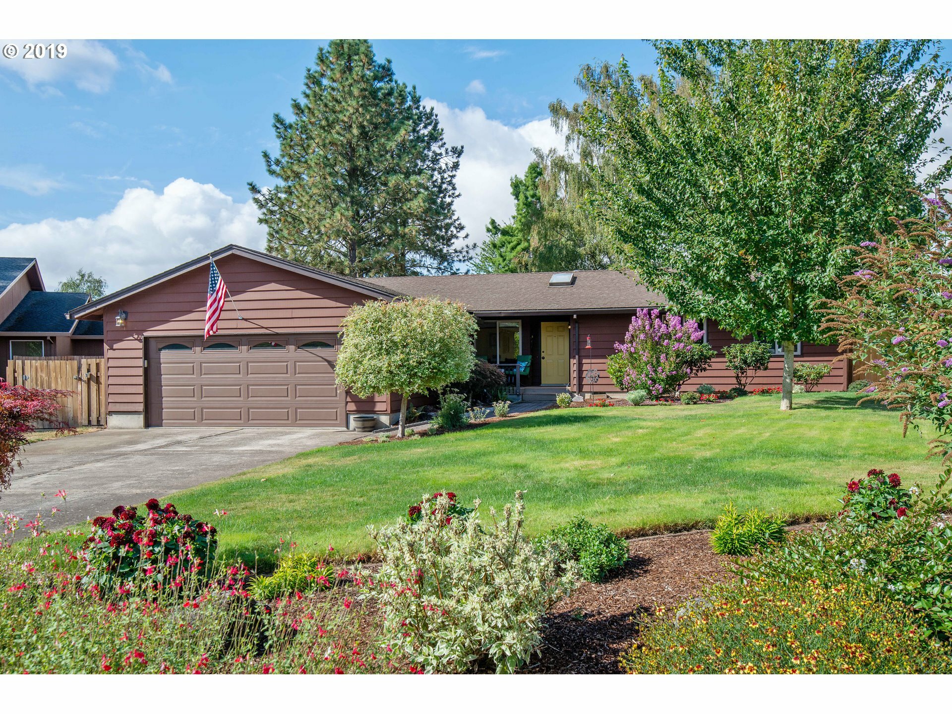 1350 SW Century Ct  McMinnville OR 97128 photo