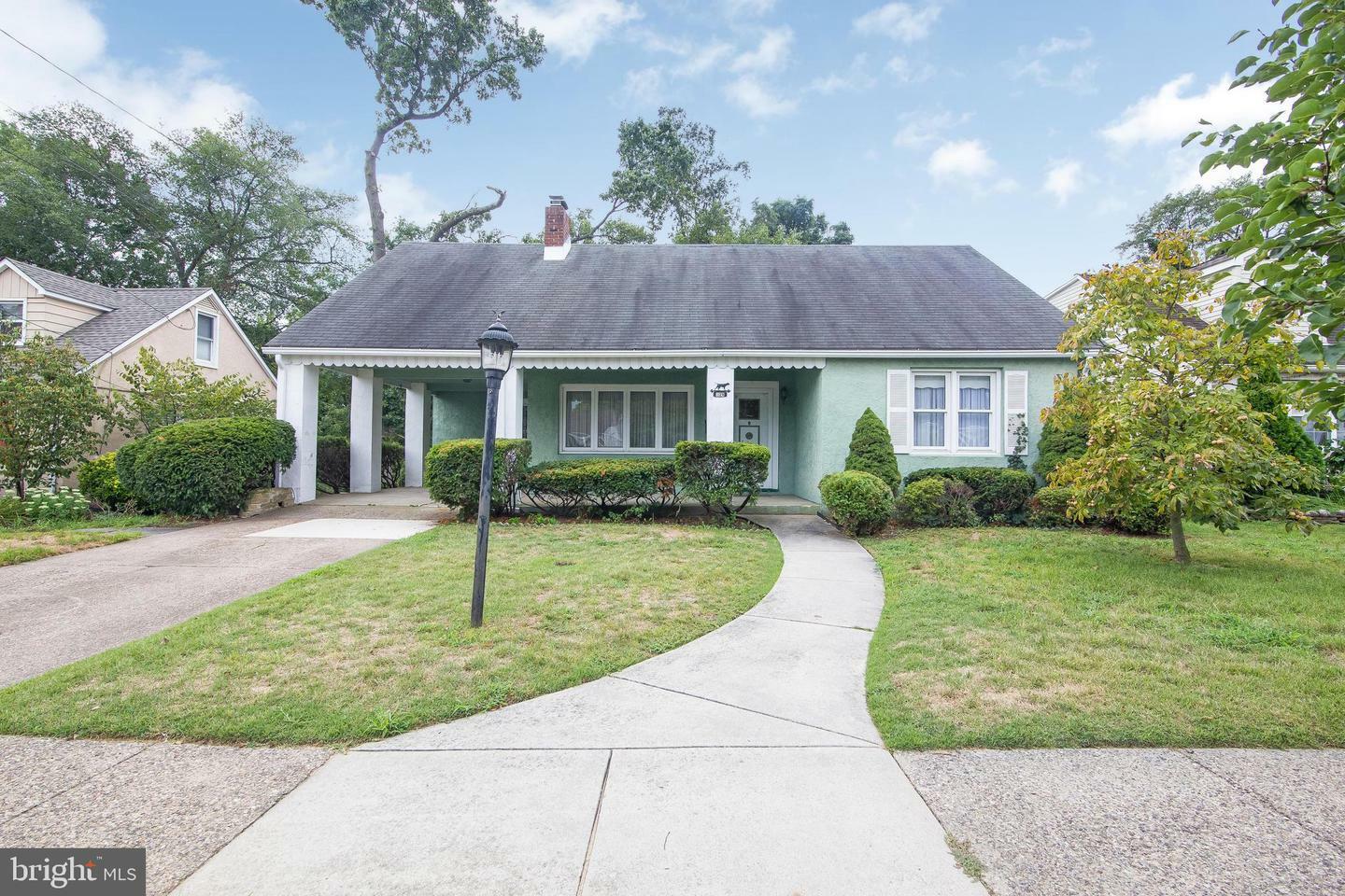 Property Photo:  138 Lake Drive  NJ 08031 
