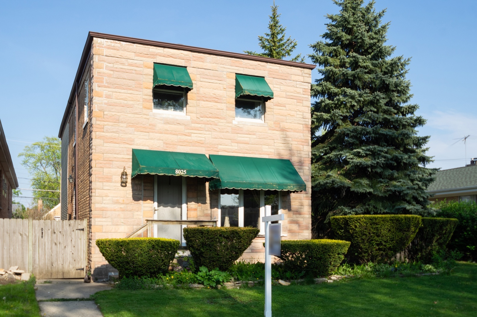 Property Photo: 8025 North Osceola Avenue IL 60714