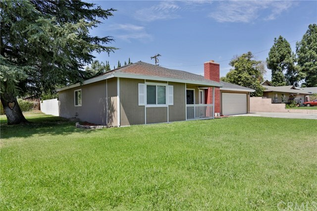 Property Photo:  526 N Pampas Avenue  CA 92376 