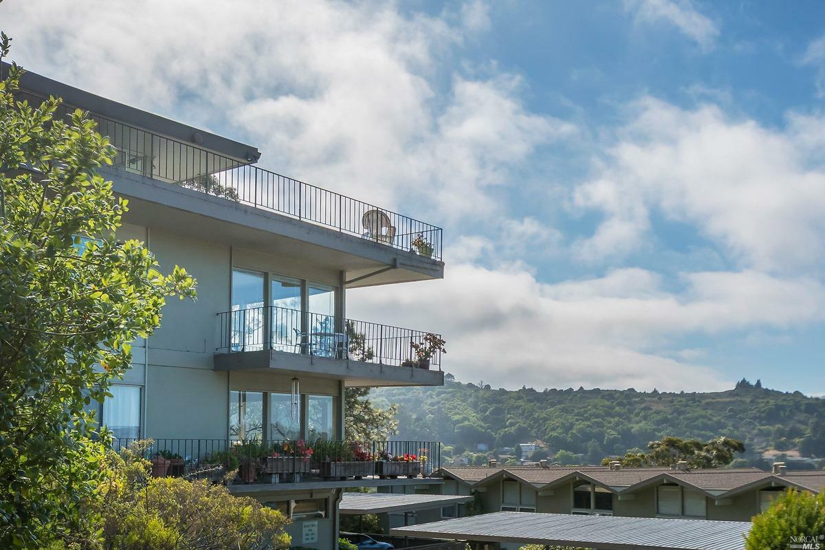 371 Eden Roc Drive  Sausalito CA 94965 photo