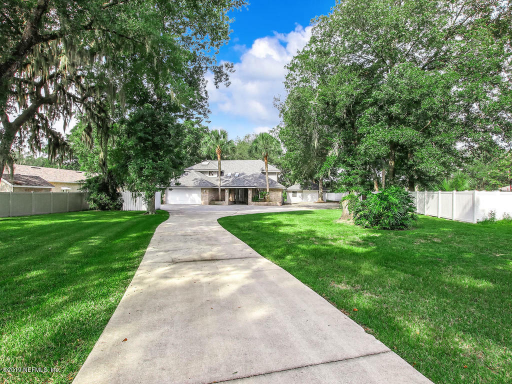 Property Photo:  86143 Meadowfield Bluffs Road  FL 32097 