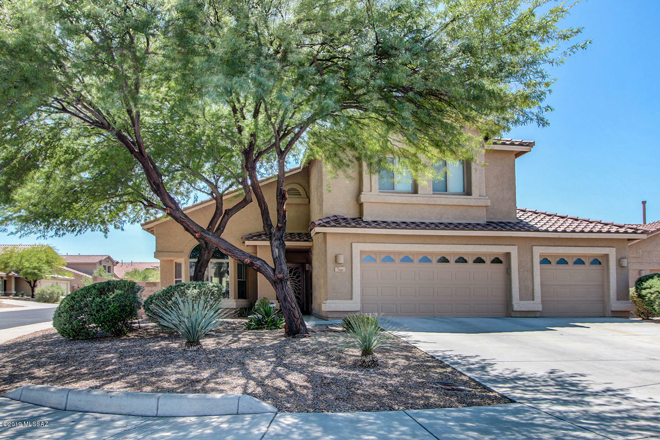 Property Photo:  7441 W Ruby Chip Drive  AZ 85743 