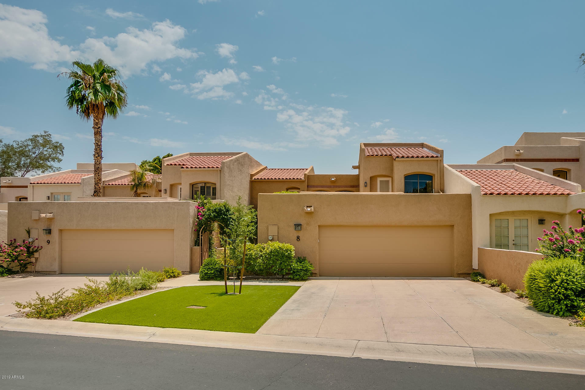 Property Photo:  2626 E Arizona Biltmore Circle 8  AZ 85016 