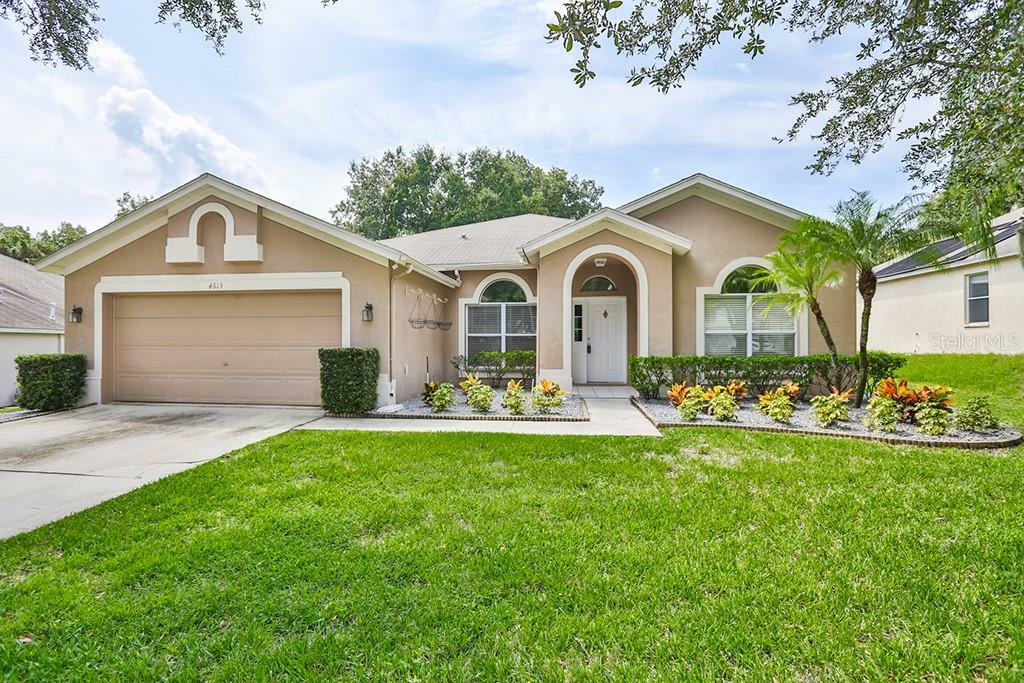 Property Photo:  4613 River Overlook Drive  FL 33596 