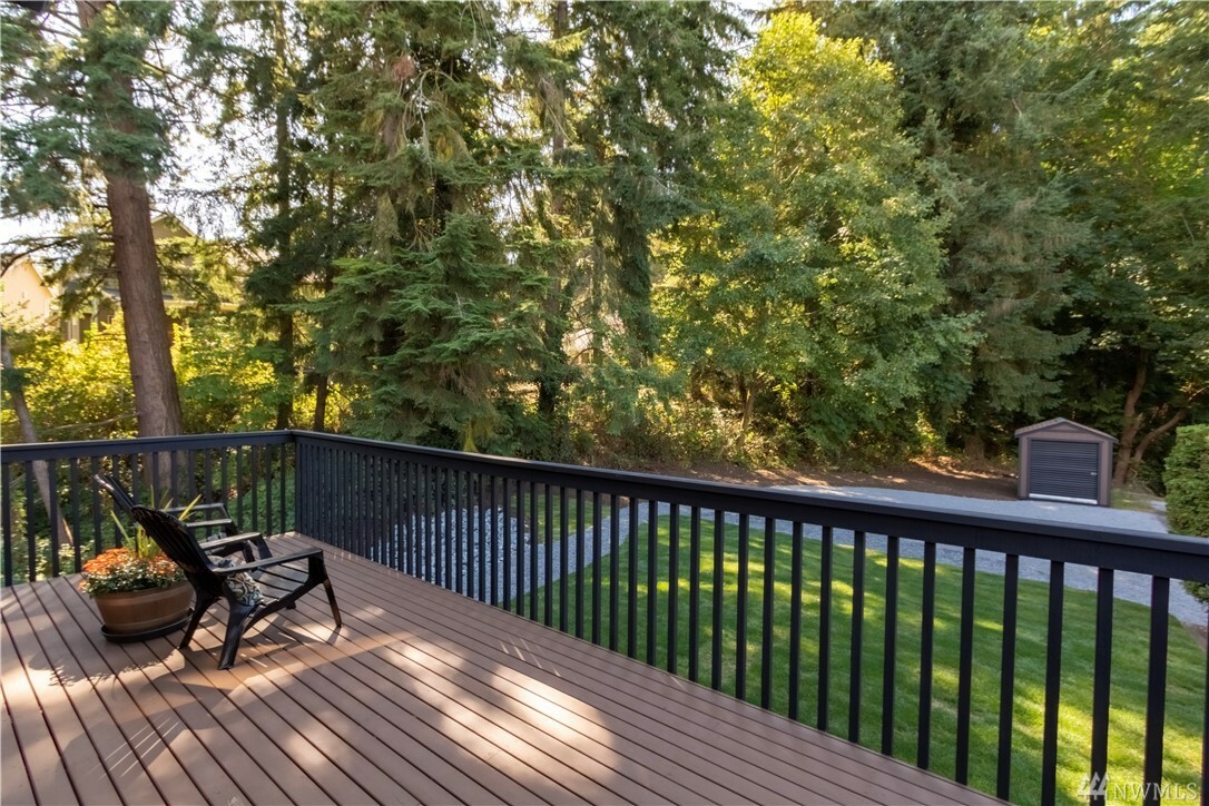 Property Photo:  4904 Glenwood Ave  WA 98203 