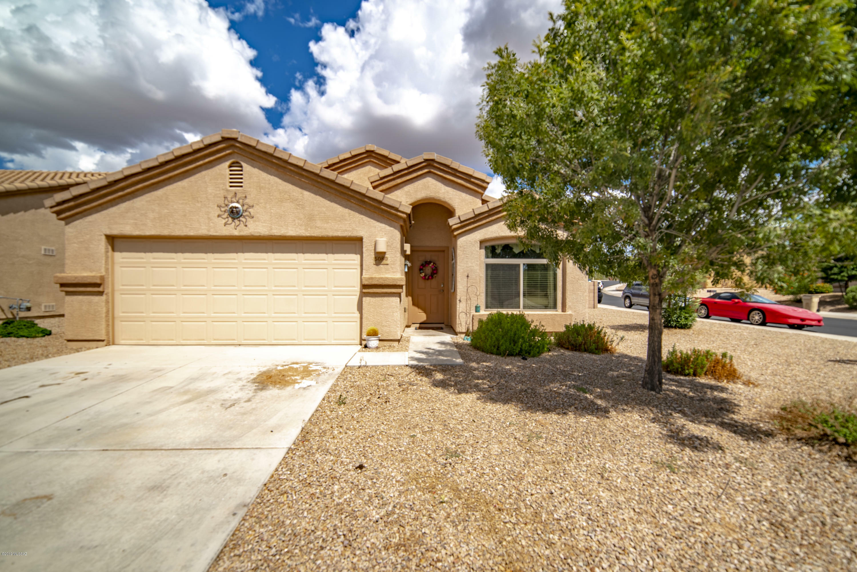 Property Photo:  5080 W Foothills Blue Lane  AZ 85741 