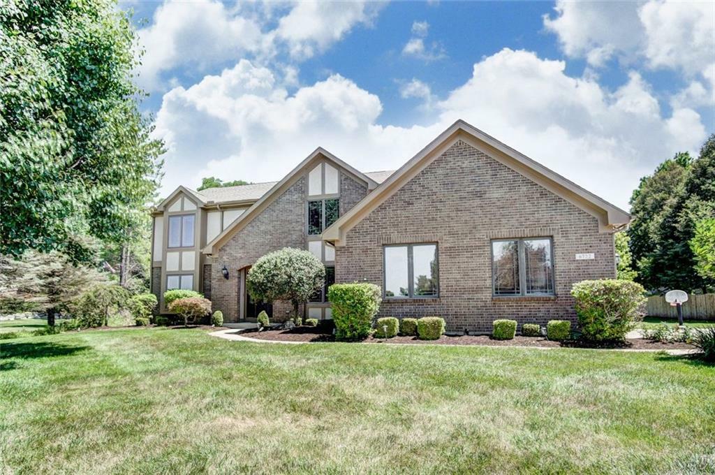 Property Photo: 6722 Stillmead Drive OH 45414