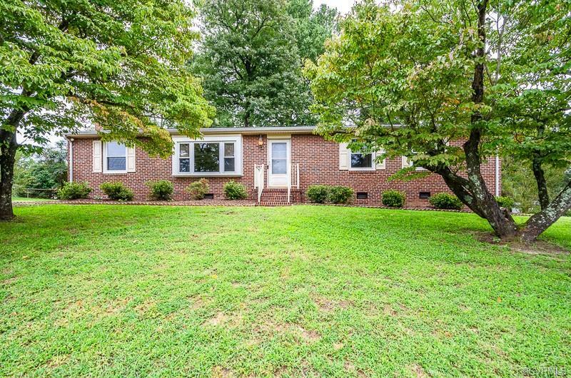 Property Photo:  7942 Kenmore Drive  VA 23111 