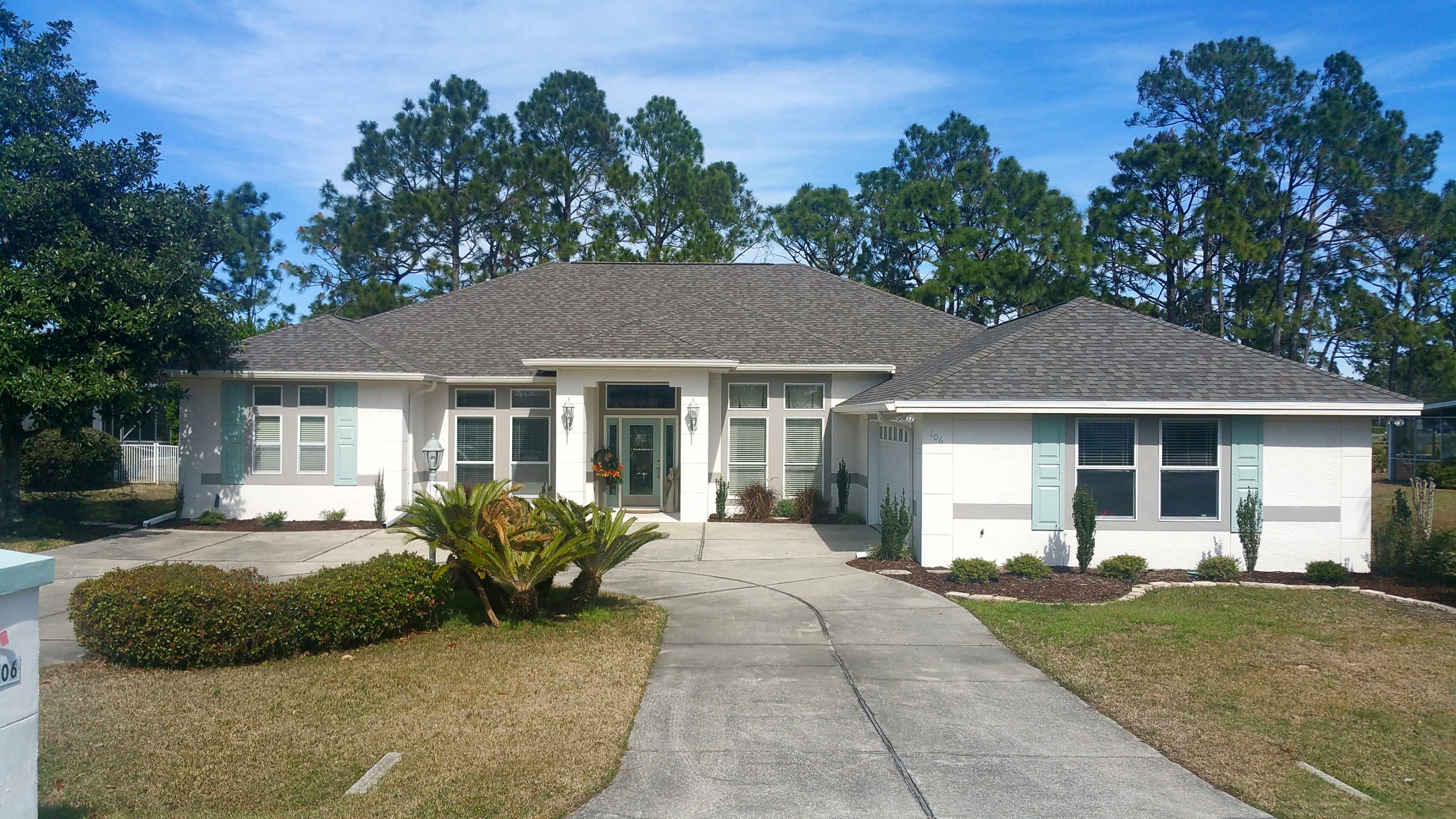 Property Photo:  106 Hombre Circle  FL 32407 