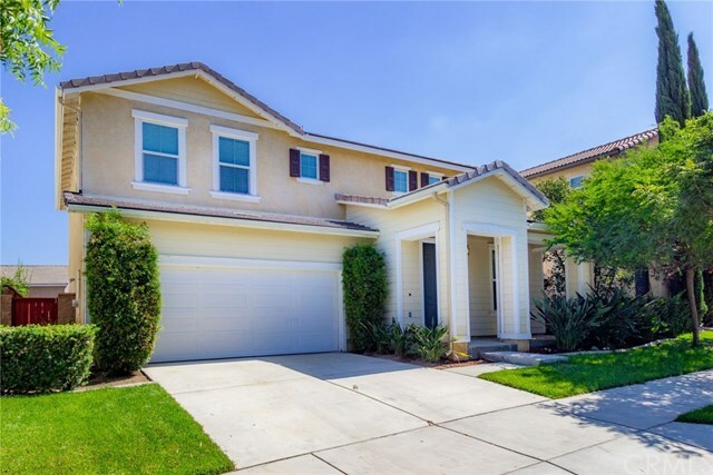 Property Photo:  25534 Hyacinth Street  CA 92883 