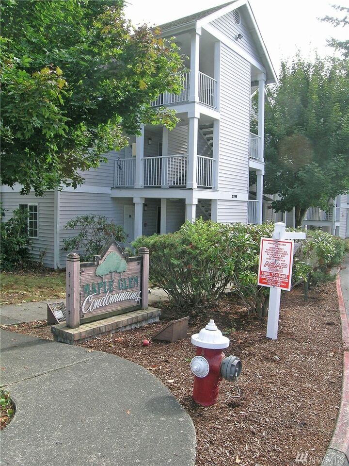 Property Photo:  2709 W Maplewood 201  WA 98225 
