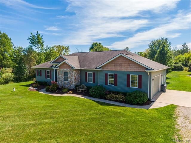 Property Photo: 10446 County Line Road MI 48462