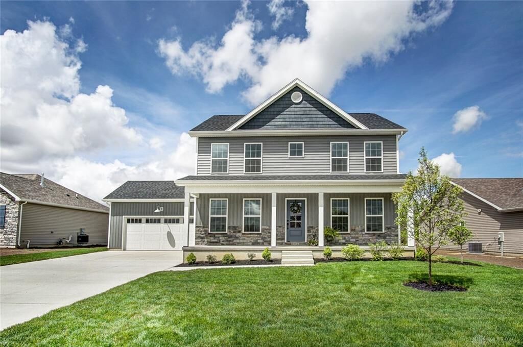 Property Photo: 2745 Douglas Drive OH 45373