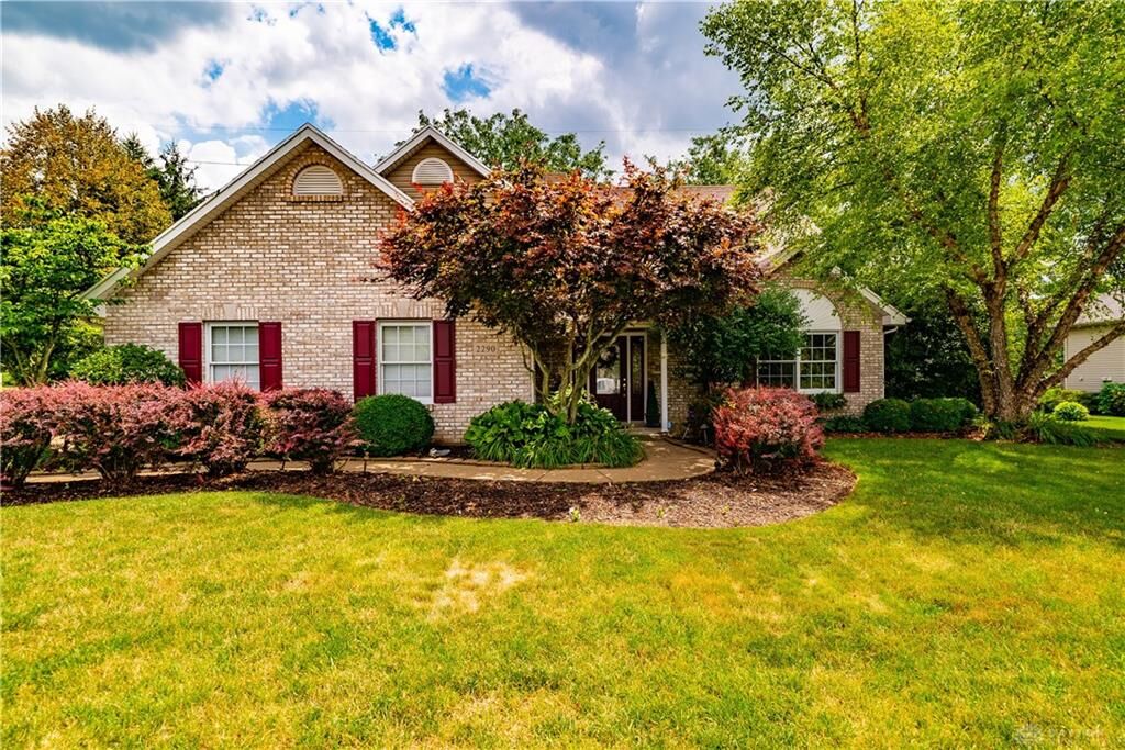 Property Photo:  2290 Bluegrass Court  OH 45342 