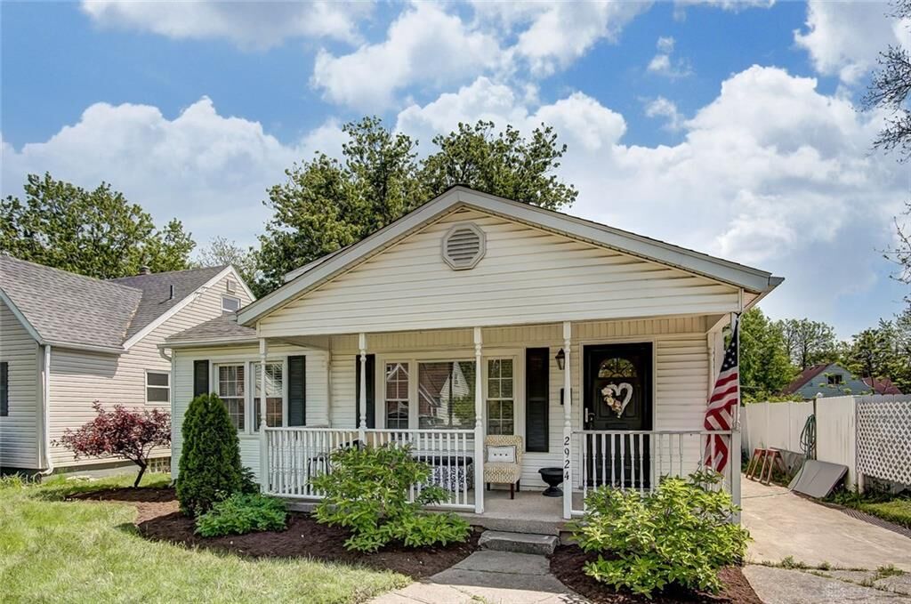 Property Photo: 2924 California Avenue OH 45419