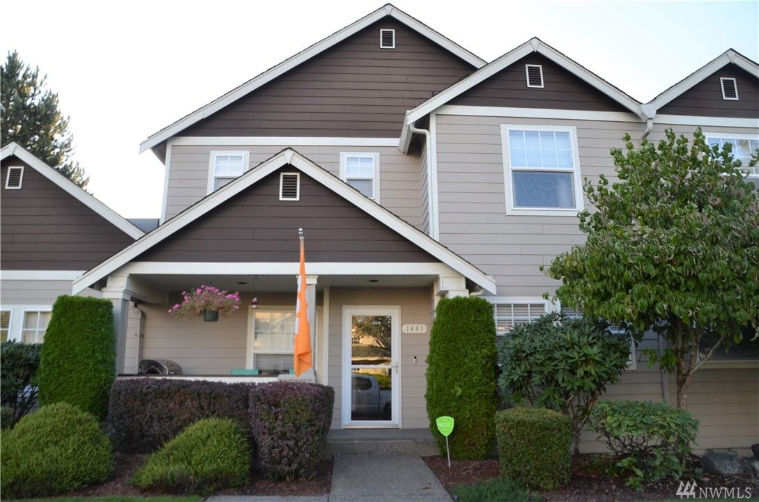 Property Photo:  1441 Heath Court  WA 98327 