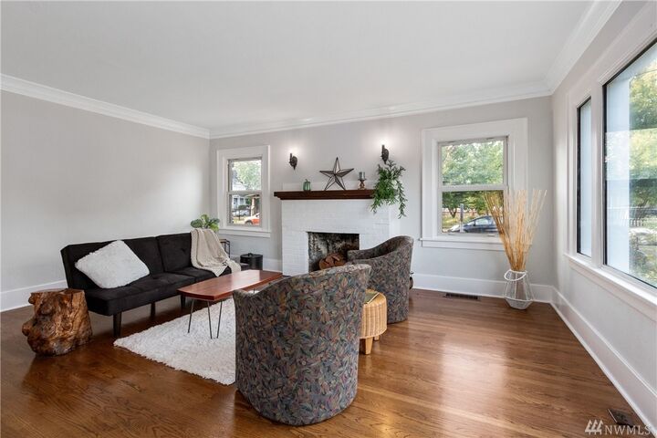 Property Photo:  902 S Ridgewood Ave  WA 98405 