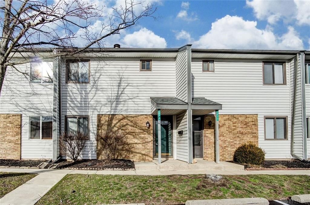Property Photo: 3213 Fantasia Trail OH 45449