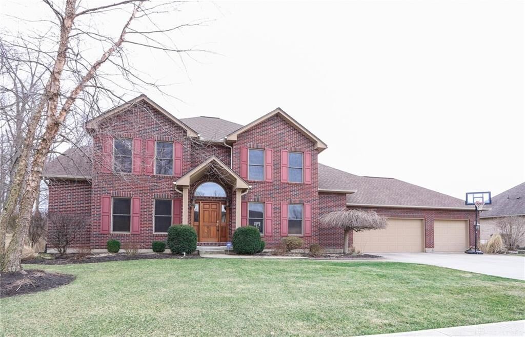 Property Photo:  215 Denwood Trail  OH 45315