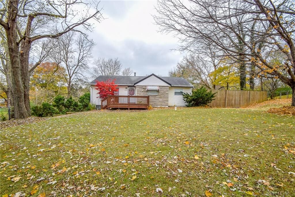 Property Photo:  2785 Valleyview Drive  OH 45324 