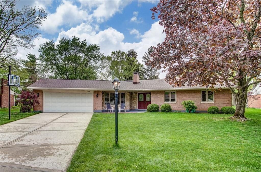Property Photo: 2057 Brainard Drive OH 45440