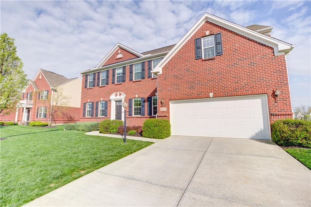 Property Photo: 9415 Oak Brook Drive OH 45458
