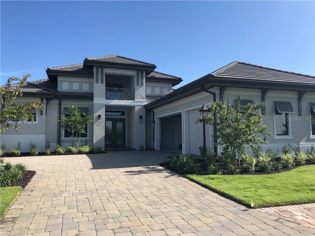 Property Photo: 15915 Kendleshire Terrace FL 34202