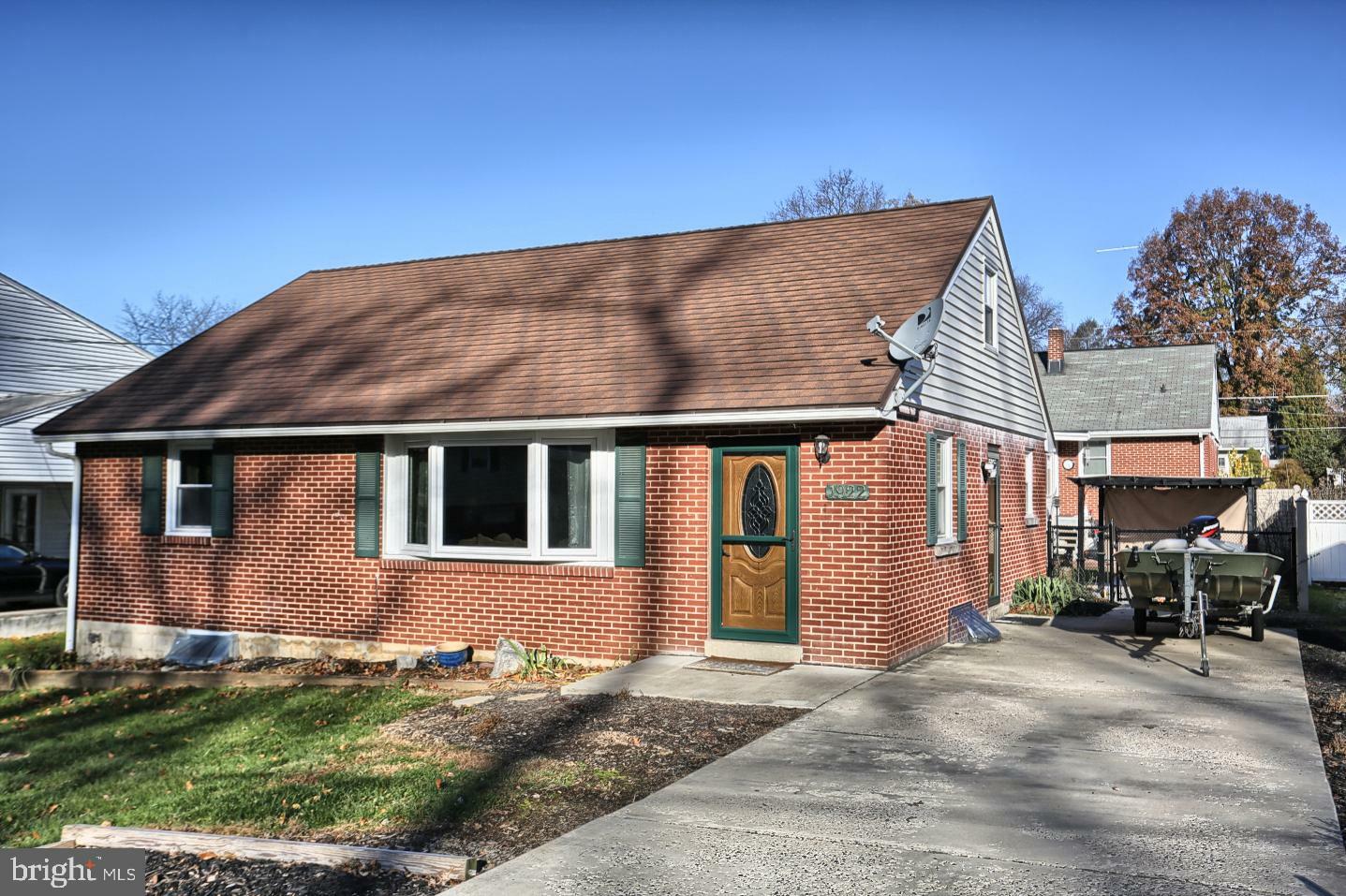 Property Photo:  1922 Dartmouth Street  PA 17011 