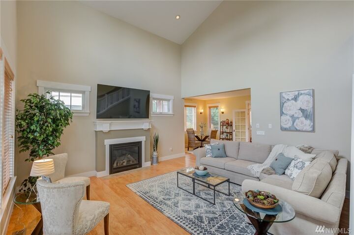 Property Photo:  1301 Lupin St  WA 98264 