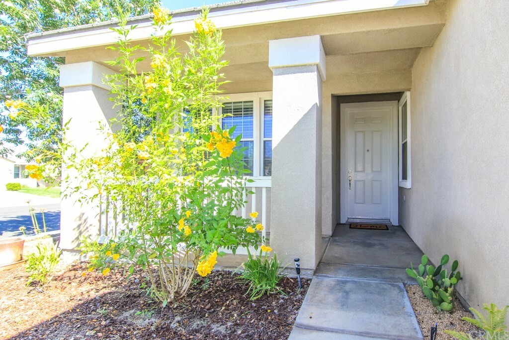 Property Photo:  135 Schooner Court  CA 92583 