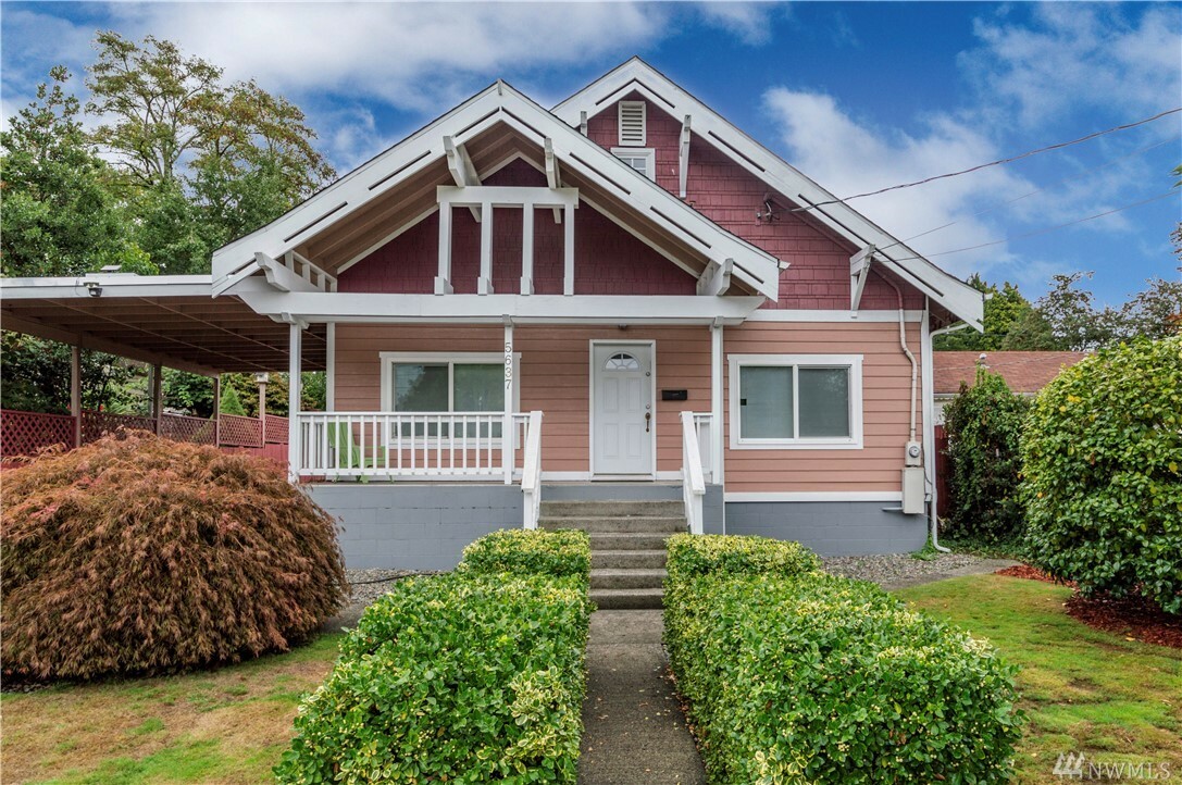 Property Photo:  5637 S K St  WA 98408 