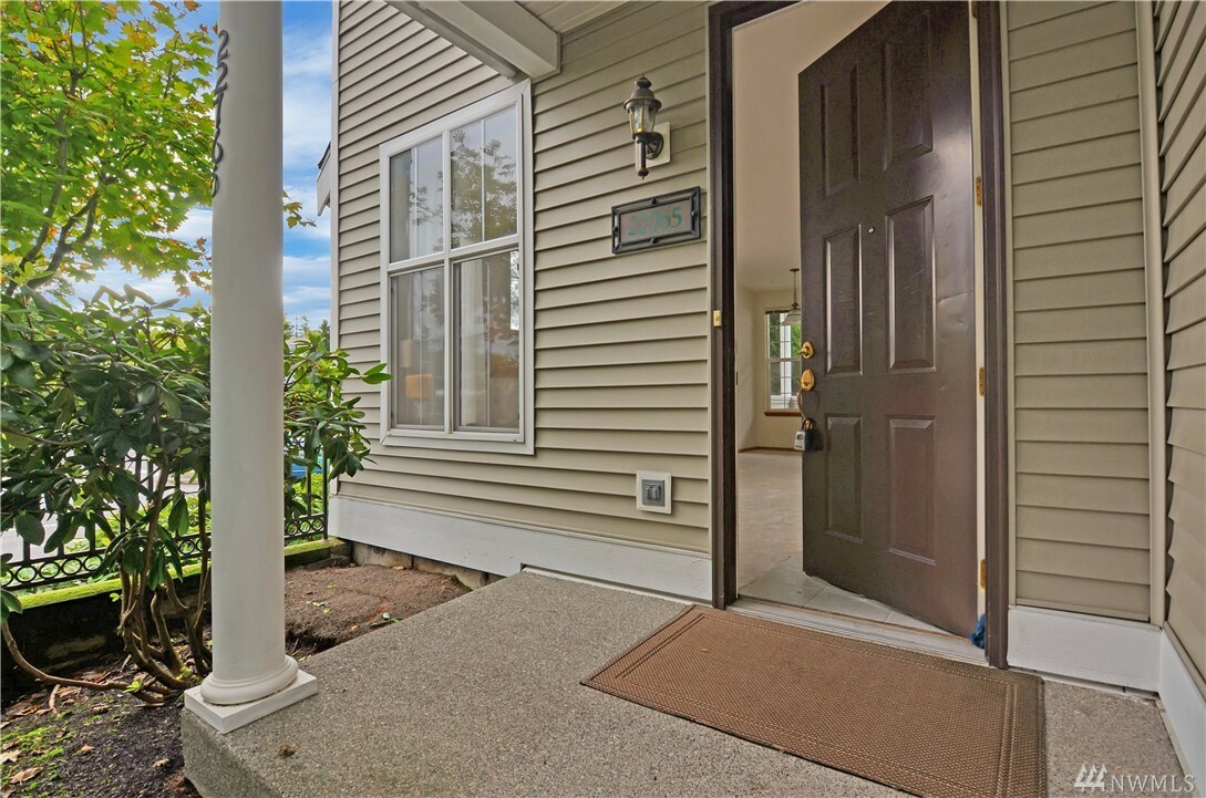 Property Photo: 22765 NE 4th St WA 98074