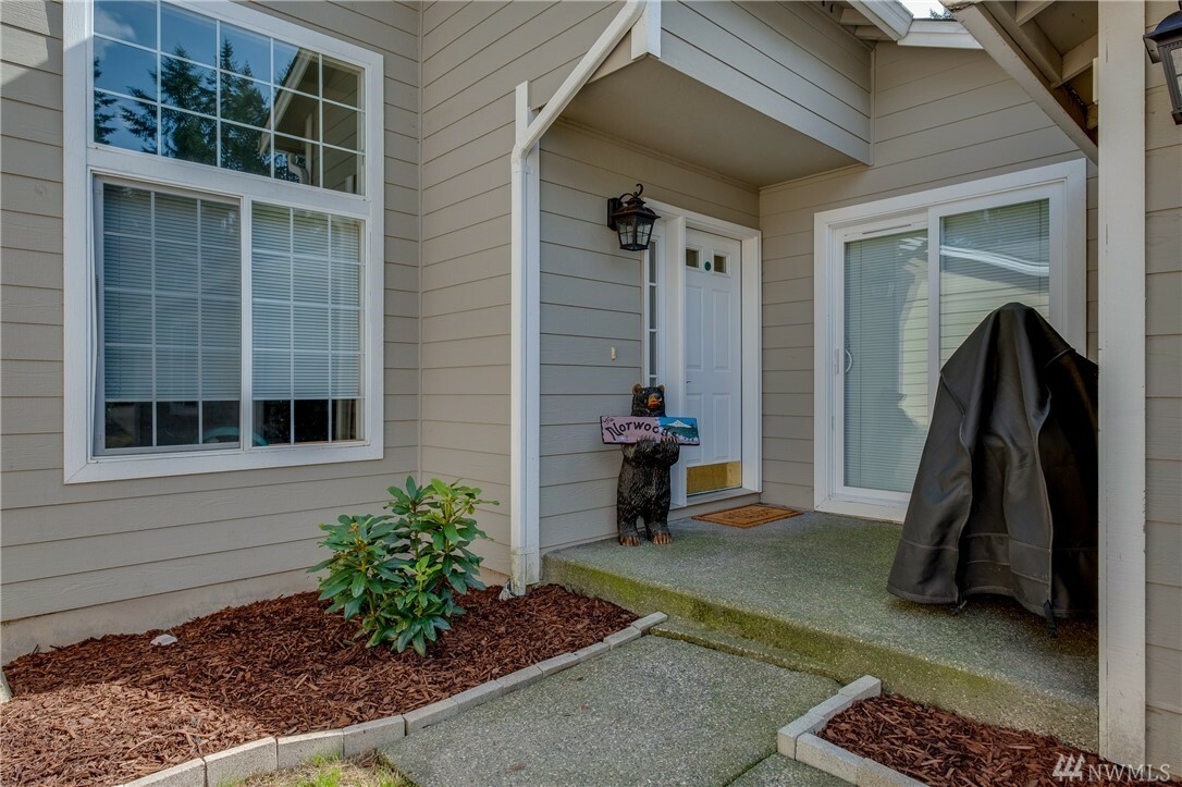 Property Photo:  10898 Tulip Place NW  WA 98383 