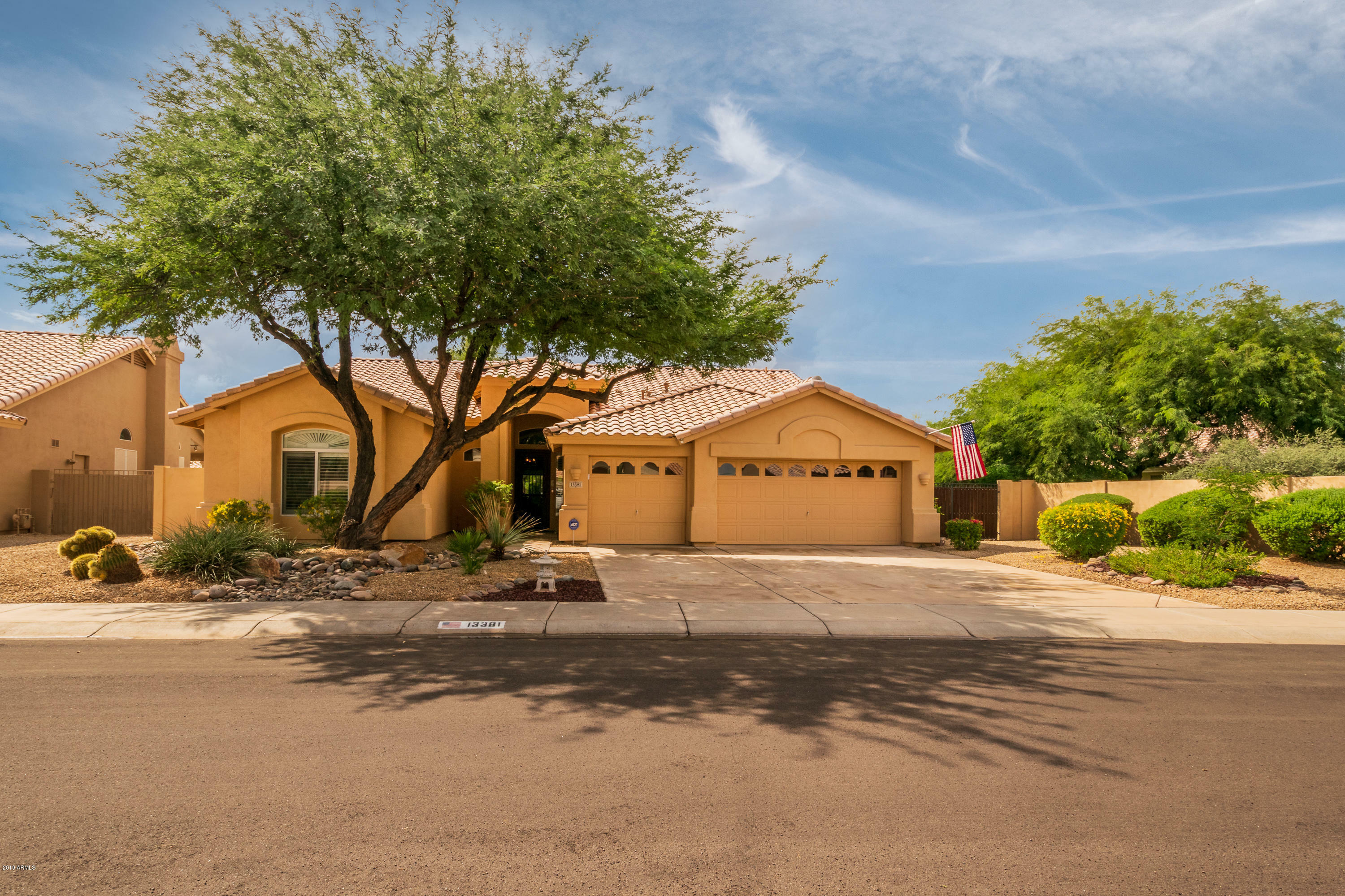 Property Photo:  13381 W Cypress Street  AZ 85395 