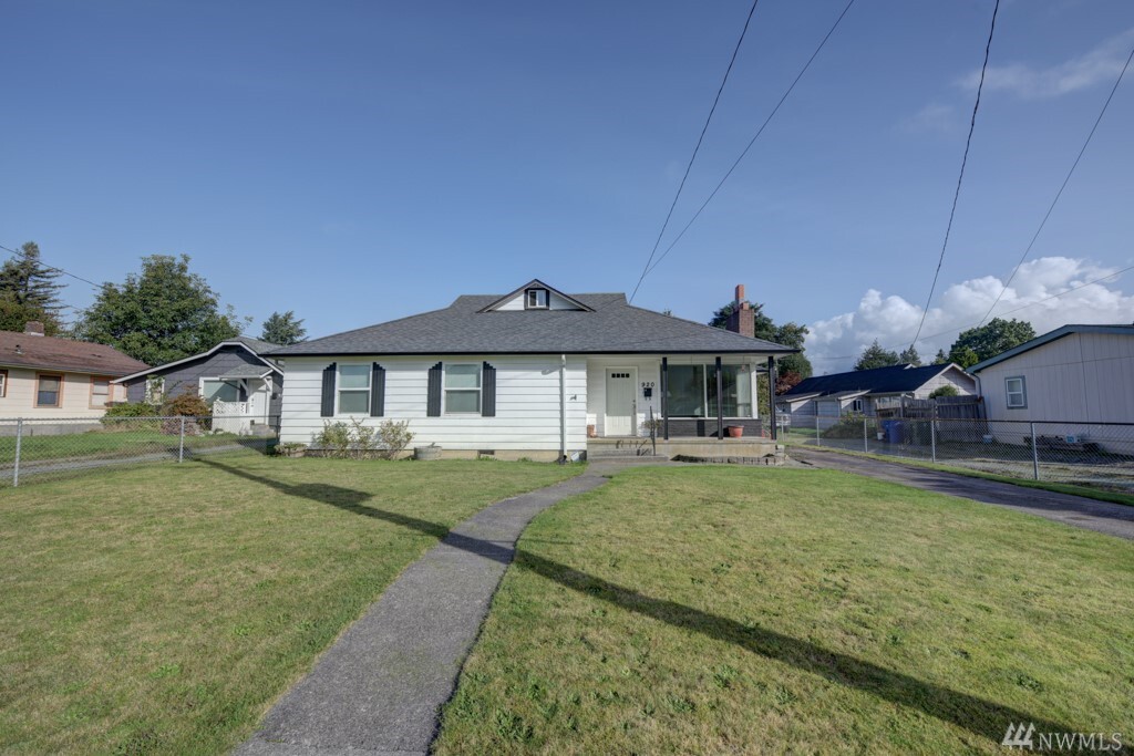 Property Photo: 920 Talcott WA 98284