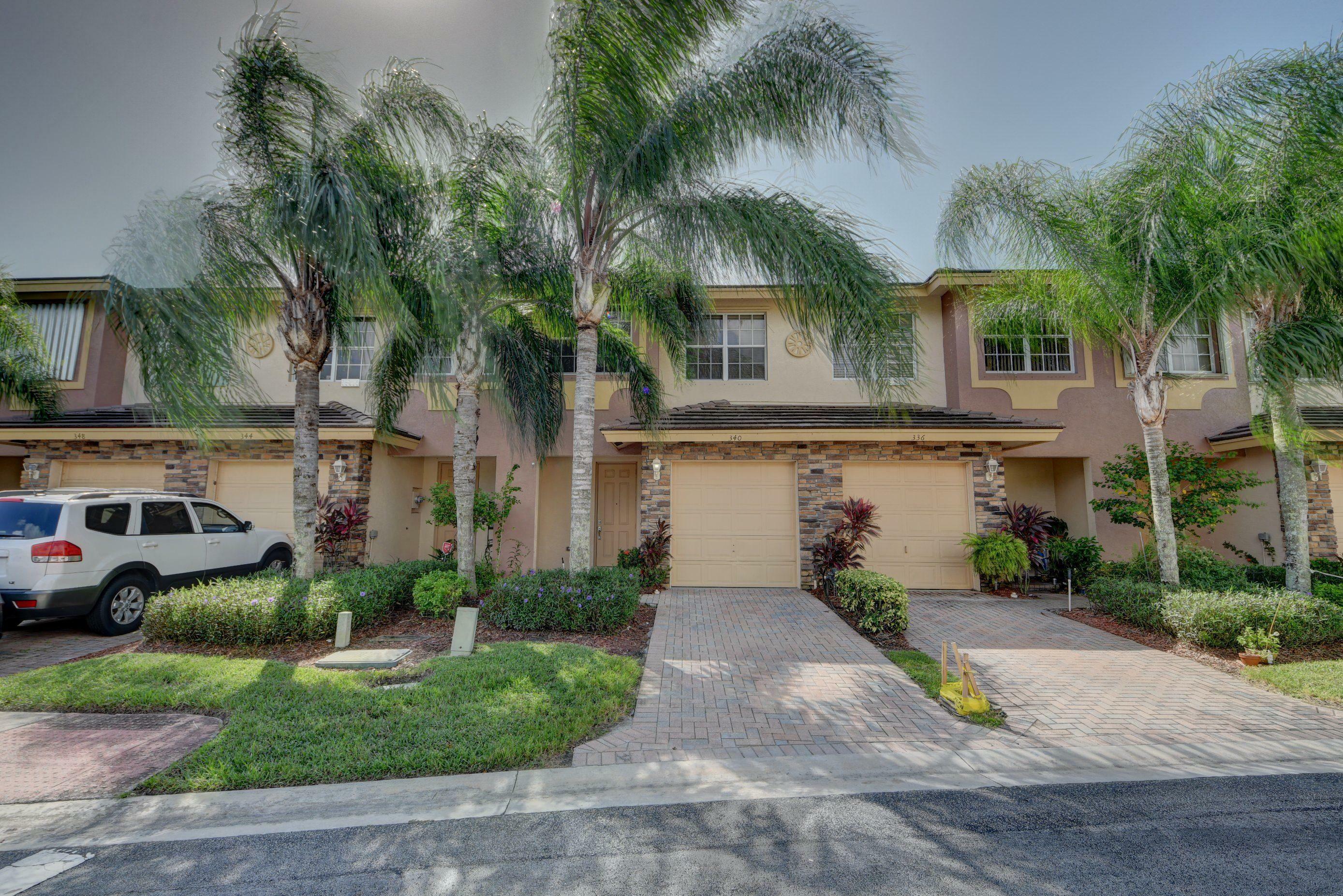 Property Photo:  340 SE Bloxham Way  FL 34997 