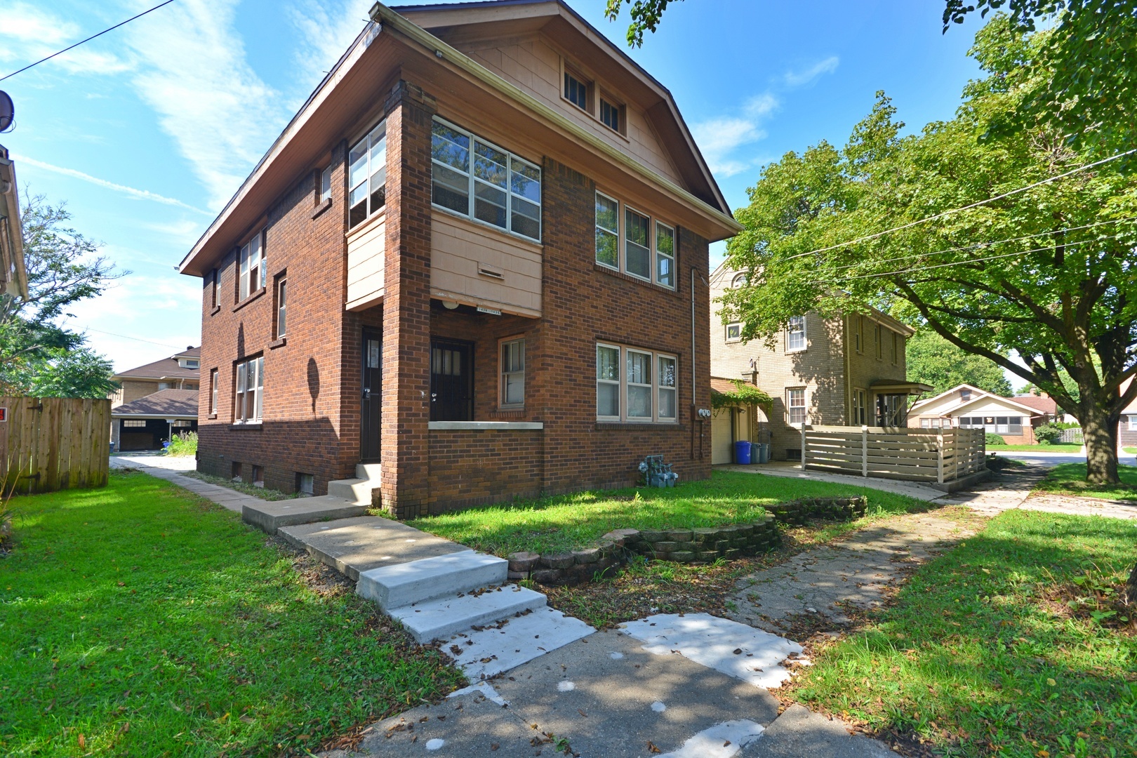 Property Photo:  1434 Grant Avenue  IL 61103 