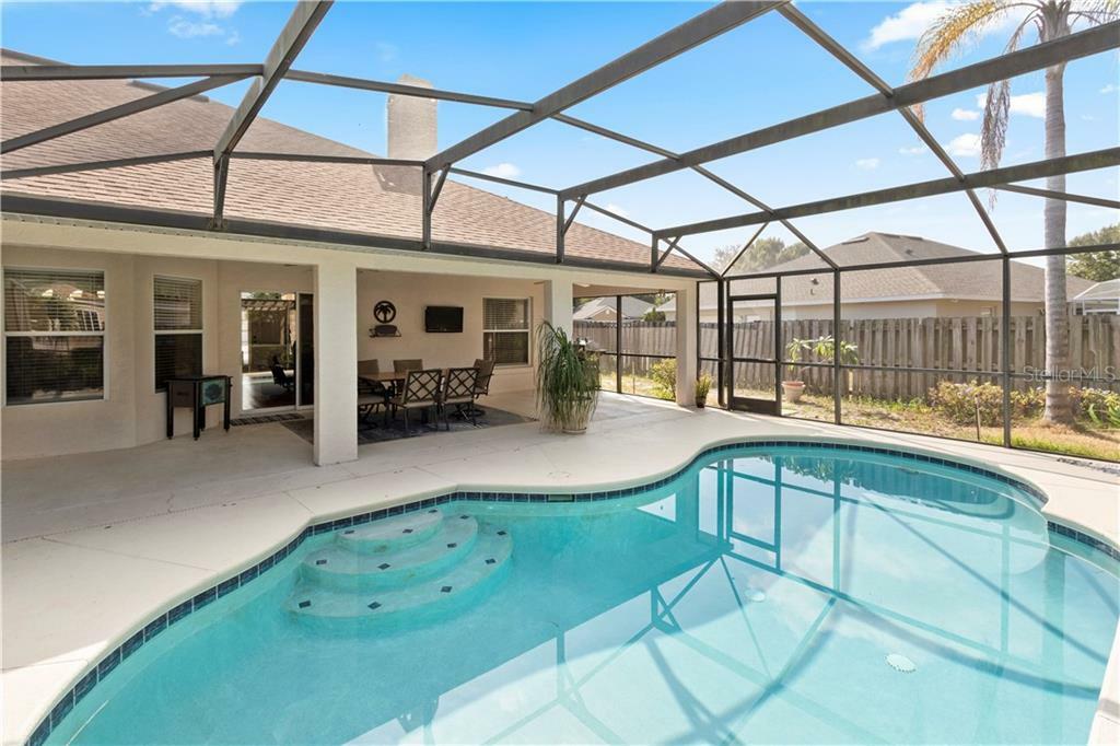 Property Photo:  2514 E Moonlight Lane  FL 32726 