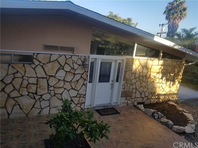 Property Photo: 12 Packet Road CA 90275