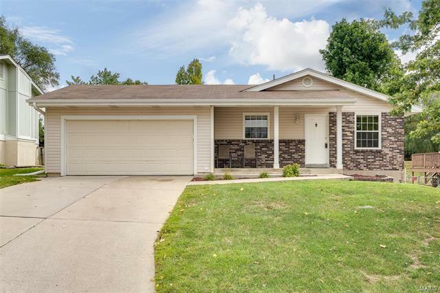 14 Oak Knoll Drive  St Peters  63376 photo