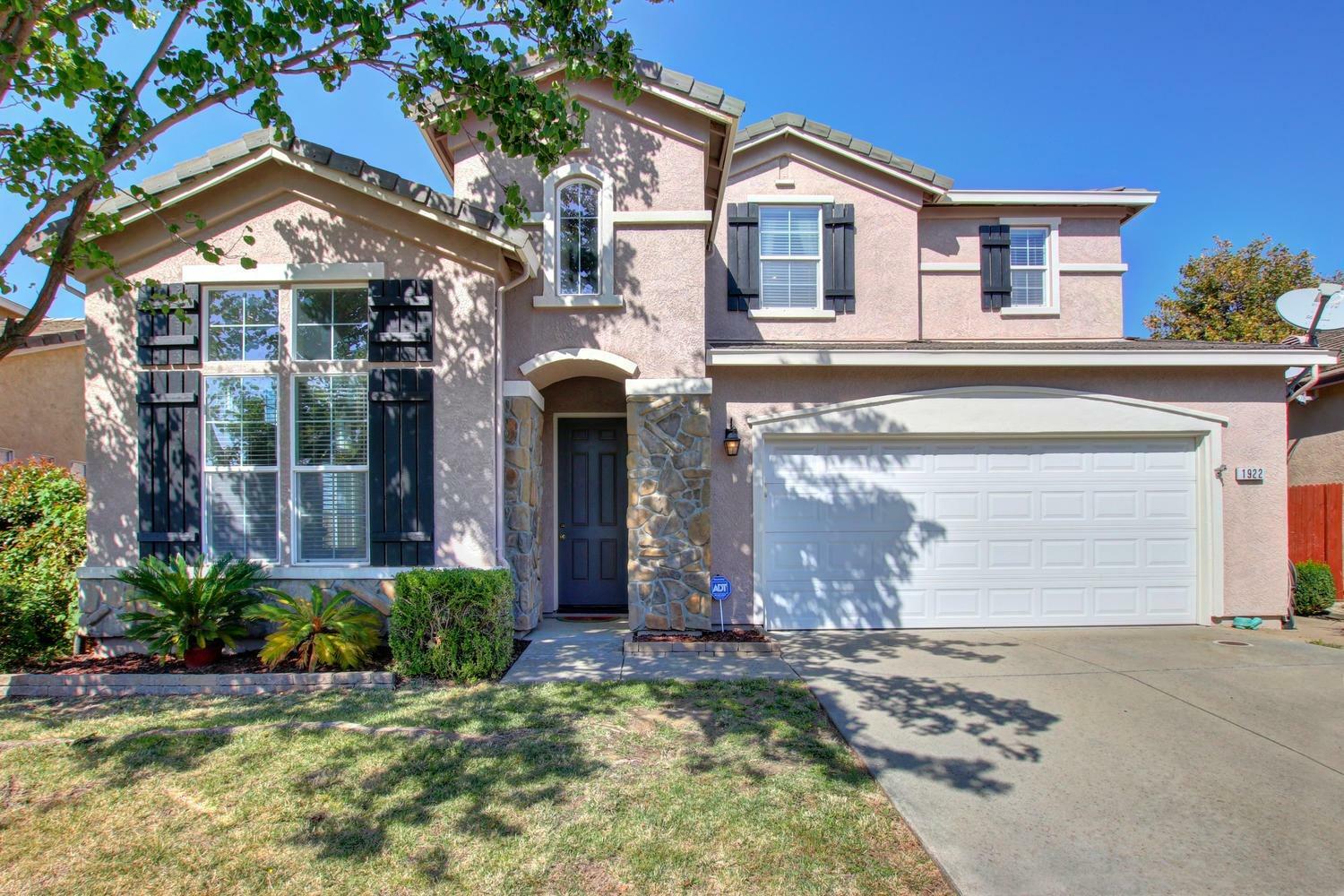 1922 Malachite Way  Roseville CA 95747 photo