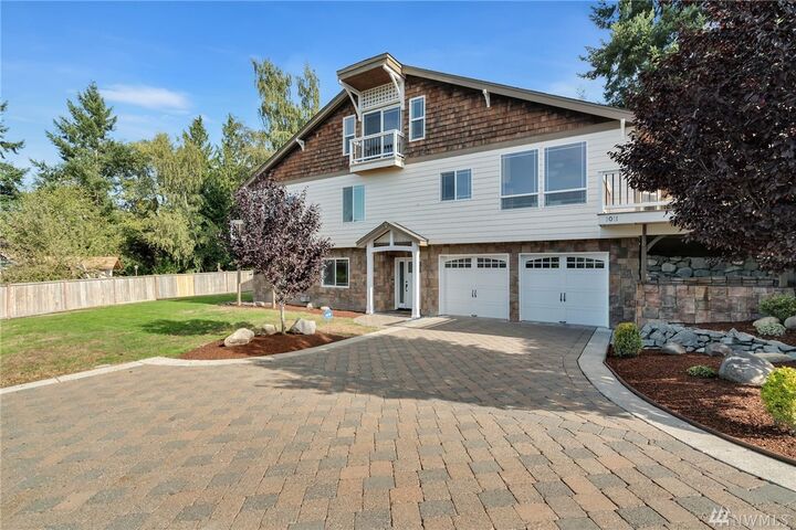 1011  Sequalish Street  Steilacoom WA 98388 photo